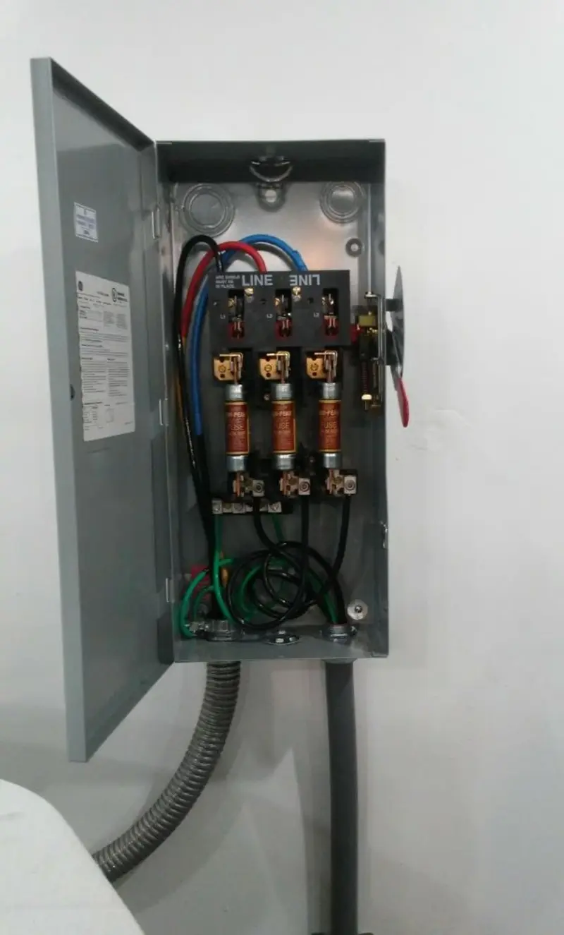 Three-phase disconnect switch installed for Electrical Wiring & Rewiring in Fort Meade